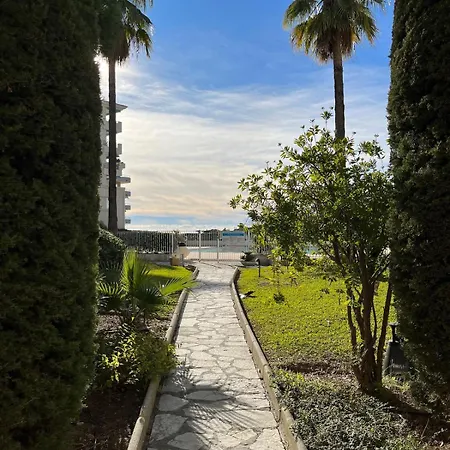 Apartmán F2 Vue - Piscine - Climatisation - Parking