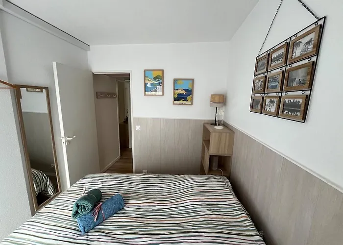 F2 Vue - Piscine - Climatisation - Parking Antibes