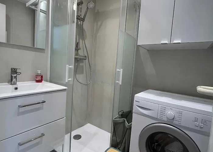 F2 Vue - Piscine - Climatisation - Parking Daire Antibes